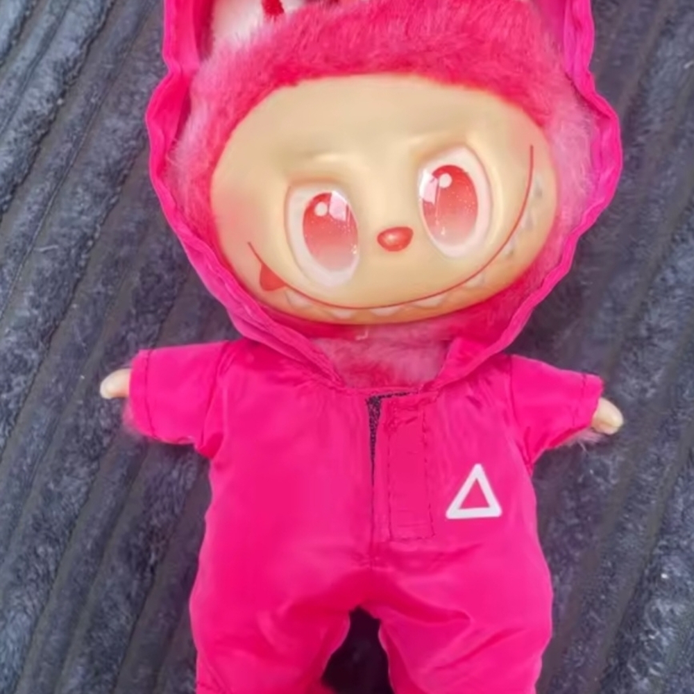 Squid Games Labubu Outfit